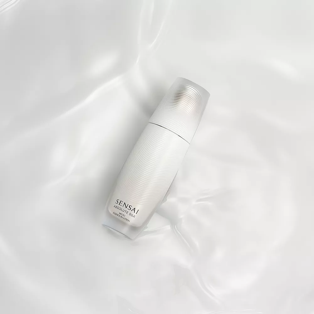 Micro Essence-In-Lotion Limited Edition | Moisturiser | SENSAI France